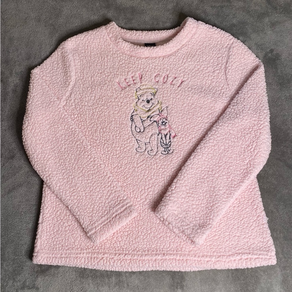 Disney pink “keep cozy” pooh and piglet sweatshirt/long sleeve pajama top